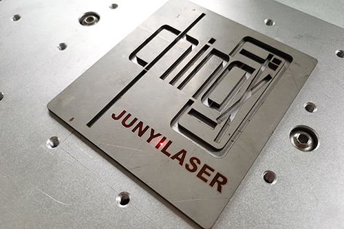 Оптоволоконный лазерный станок VS3015 (для резки металла средней толщины)