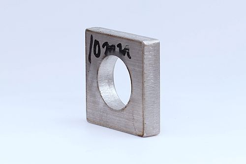 Оптоволоконный лазерный станок VF3015H (полностью закрытый лазерный резак с подводным столом)