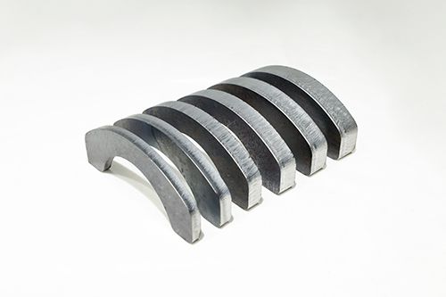 Высокомощный оптоволоконный лазерный станок VF6025H (полностью закрытый лазерный резак с челночным столом)