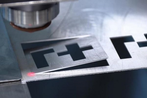 Лазерный оптоволоконный станок LM4050/6060/8080 прецизионной резки