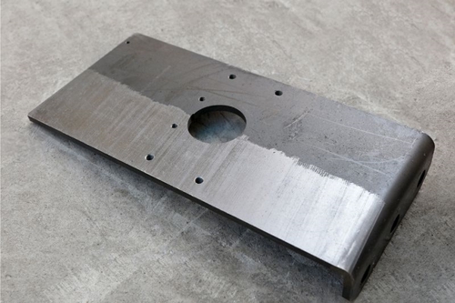 Портативный станок для лазерной очистки металла