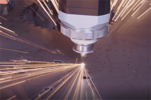 Лазерная резка низкоуглеродистой стали